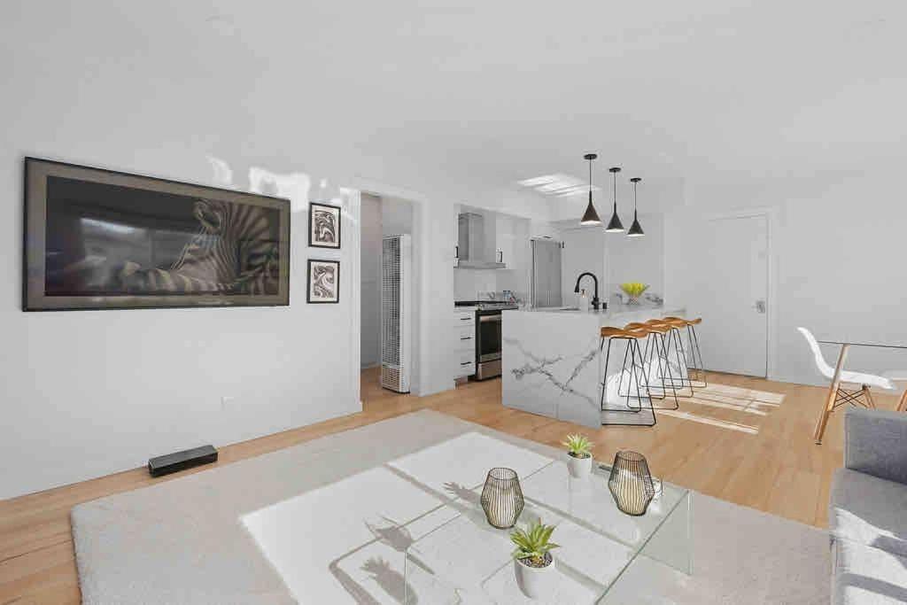 Brand New Ocean-View Beach Home Steps To The Sand! شاطئ مانهاتن المظهر الخارجي الصورة